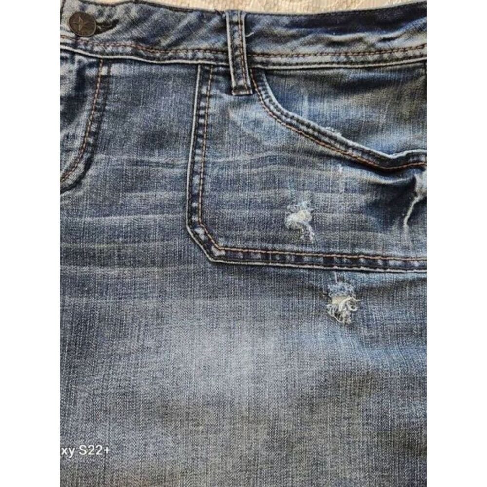 R22 People's Liberation Med Wash Jean Shorts w Embroidered Star Back Pockets - Picture 4 of 7